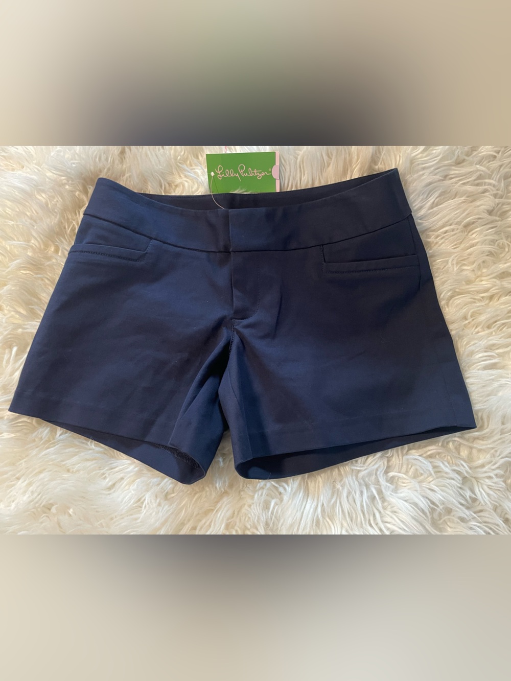 Lilly Pulitzer NWT Women’s Carina Shorts. Size 2; Midnight Navy Color